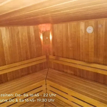 Sonnenstube - Westbalkon, Ruhige Lage, Sauna, Pool, Seenaehe, Dachterrasse Apartament *