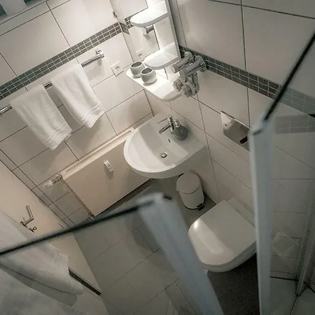 Sonnenstube - Westbalkon, Ruhige Lage, Sauna, Pool, Seenaehe, Dachterrasse Apartament Möhnesee