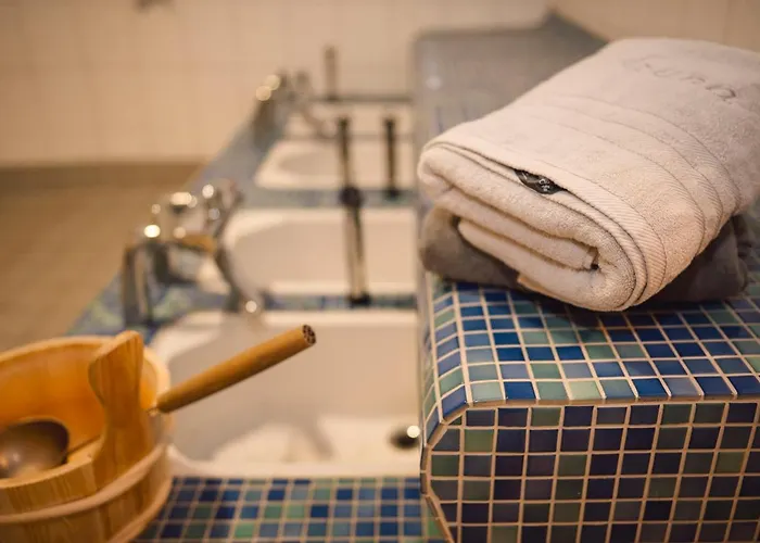 Appartement Sonnenstube - Westbalkon, Ruhige Lage, Sauna, Pool, Seenaehe, Dachterrasse